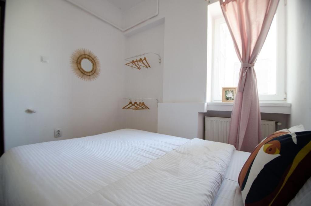Bright Apartment Near Cismigiu And Old Town Bucarest Extérieur photo
